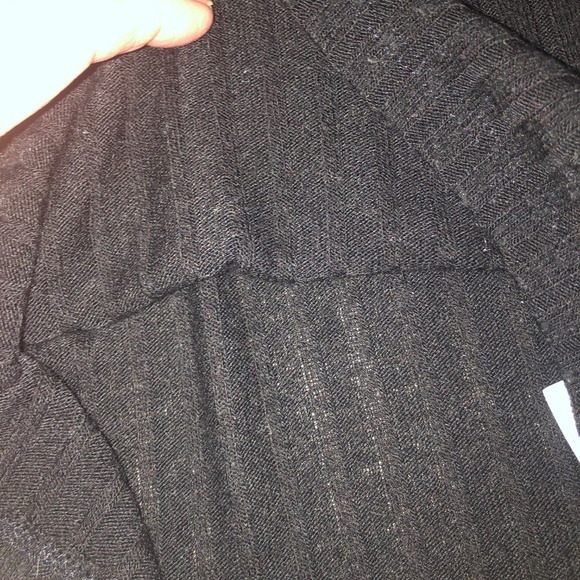 Sale: 5 for $10 - American Eagle Ribbed XS Tank top - Picture 4 of 4